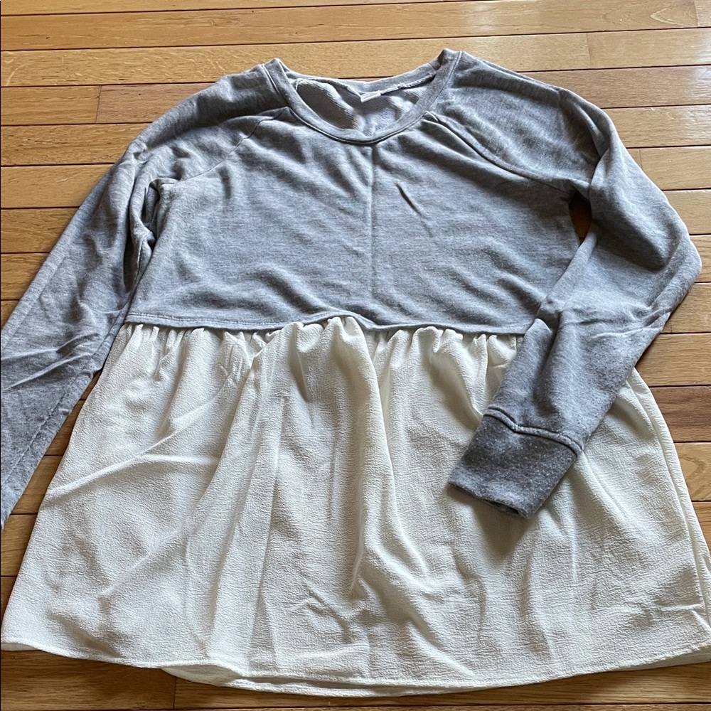 Motherhood Maternity Gray and Cream Mixed Top